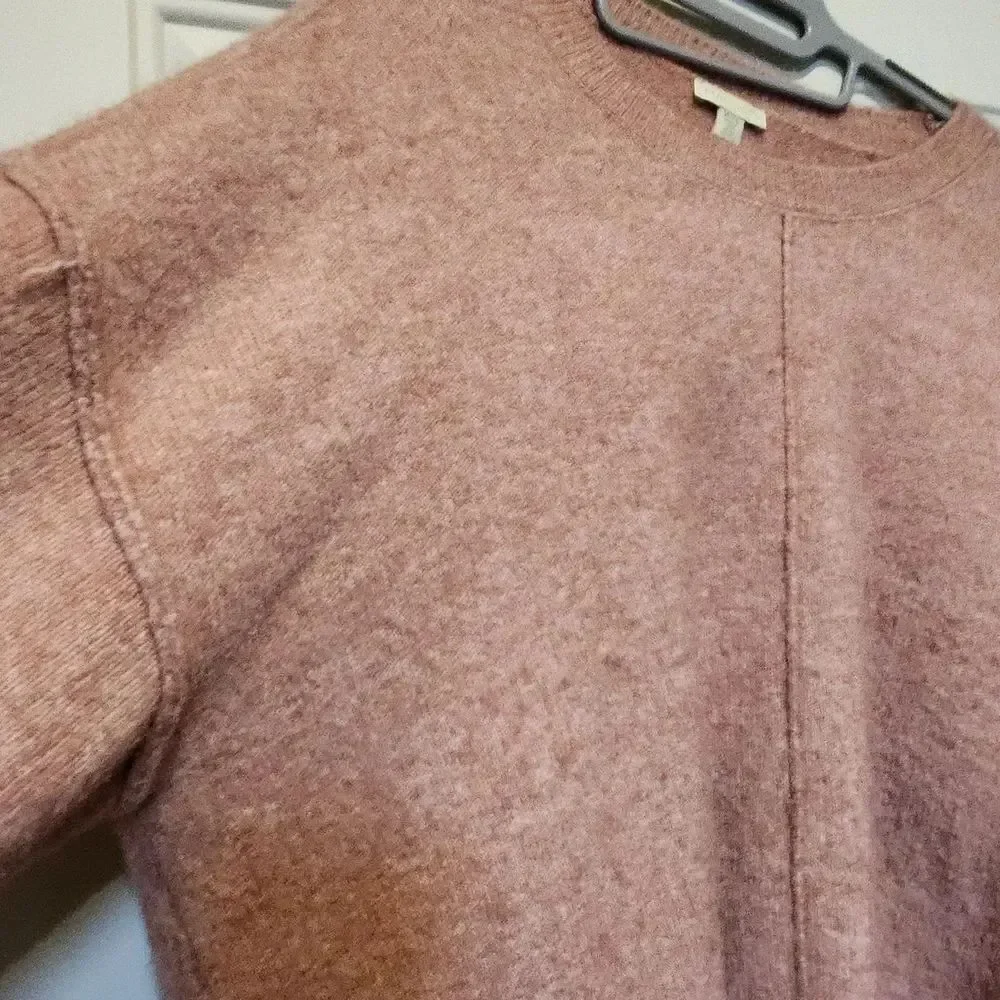 Relaxed Crewneck Sweater in Dusty Rose